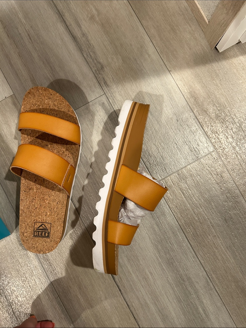Reef Cushion Vista Hi Sandal in Natural Tan
